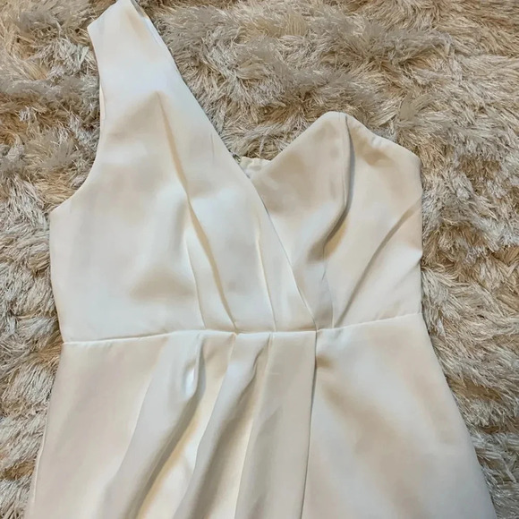 Do+Be One Shoulder Asymmetric Overlap Dress Size Large Color White NWT - Picture 11 of 11